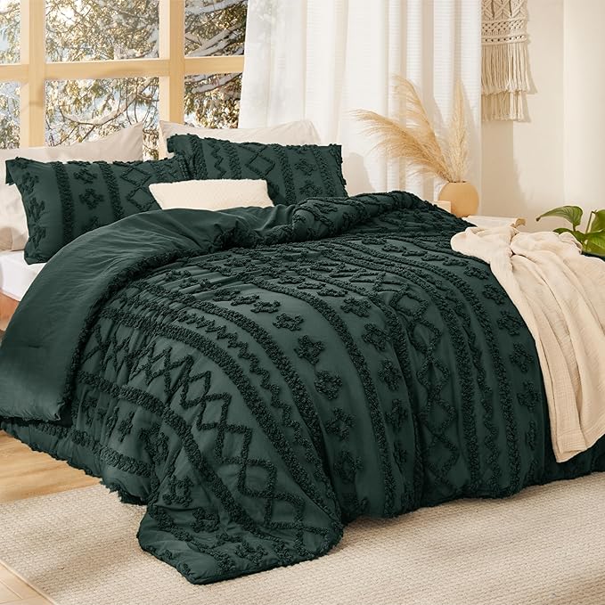 Bedsure Tufted Boho Comforter Set Twin Size - Dark Green Boho Bed Set, GentleSoft™ 2 Pieces Farmhouse Shabby Chic Embroidery Bedding, Gifts for Woman, Soft Jacquard Twin Comforter for All Seasons