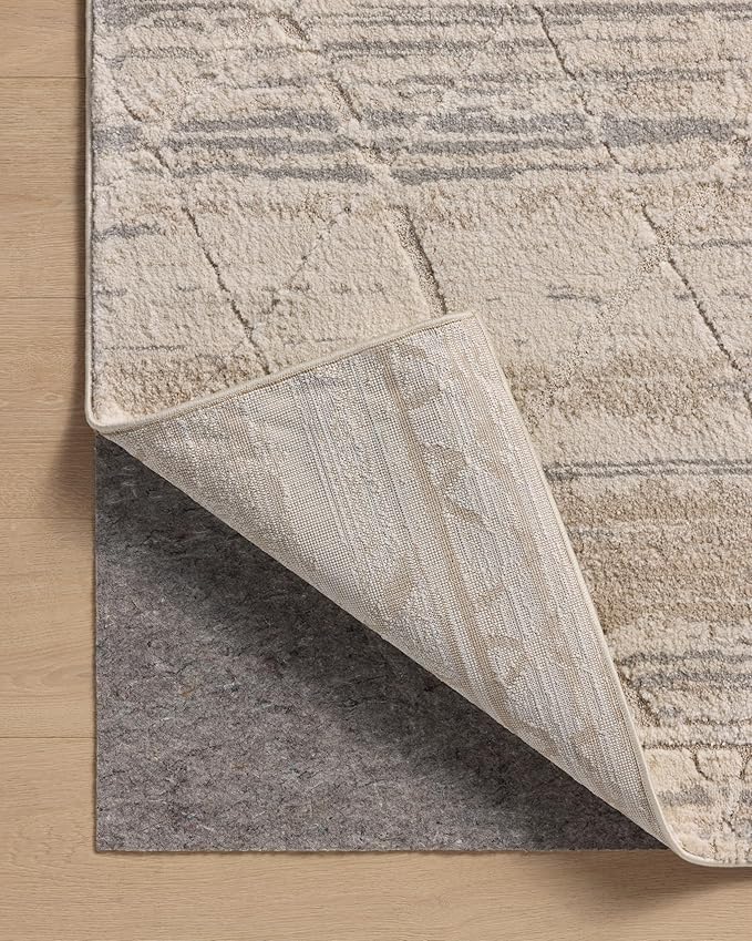Loloi Amber Lewis Monty Collection MOT-02 Ivory/Natural 4'-0" x 6'-0", .50" Pile Height, Accent Rug