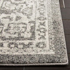 SAFAVIEH Area Rug 11x15 - Evoke Collection - Large - Grey & Ivory, Distressed Design, Non-Shedding & Easy Cleaning, Ideal for Living Room, Bedroom, Dining Space (EVK256D)