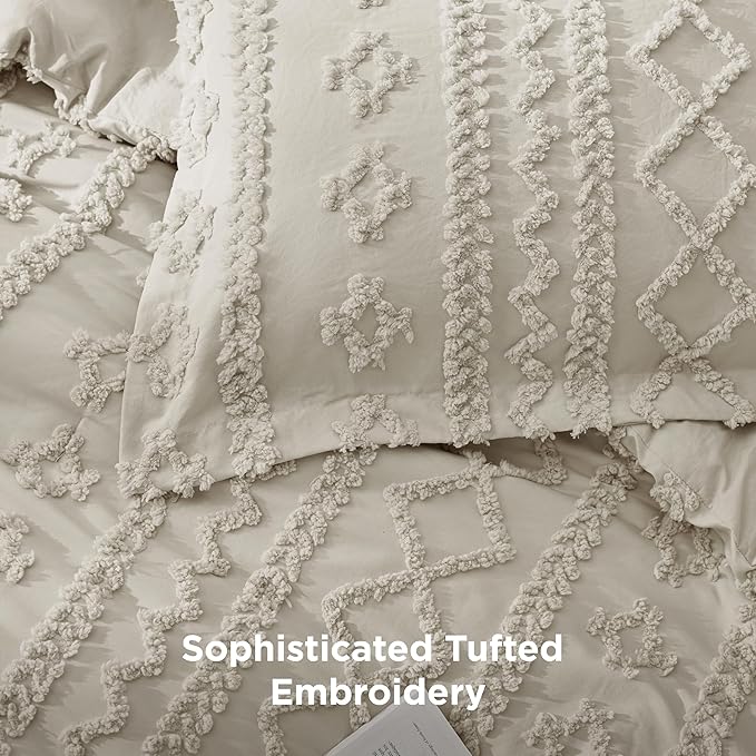 Bedsure Tufted Boho Comforter Set Queen Size - Linen Boho Bed Set, GentleSoft™ 3 Pieces Farmhouse Shabby Chic Embroidery Bedding, Gifts for Woman, Soft Jacquard Queen Comforter for All Seasons