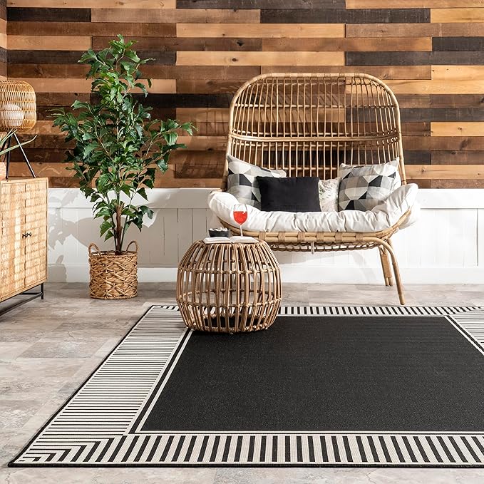 nuLOOM 4' x 6' Outdoor Area Rug, Casual Design With Striped Border, Stain Resistant, Highly Durable, For Patio, Balcony, Bedroom, Living Room, Dining Room, Bathroom, Black