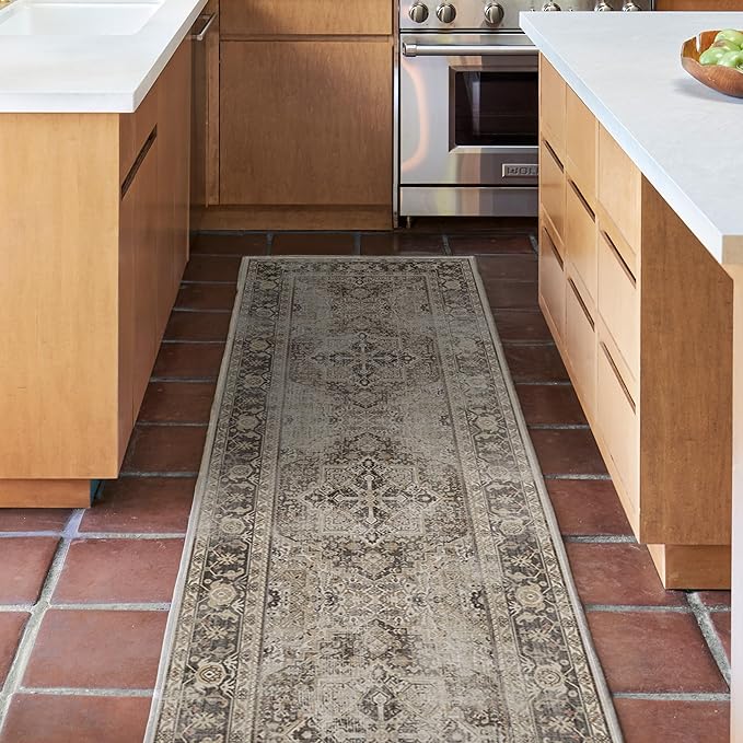 RUGGABLE Washable Vintage Area Rug – Kamran Hazel 6x9, Stain-Resistant, Non-Slip – Medium Machine Washable Rugs for Living Room, Bedroom, Hallway, Entryway & Office–with Standard Pad