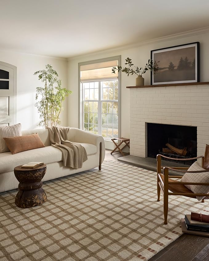 Loloi Magnolia Home by Joanna Gaines Waylon Collection WAY-02 Natural/Rust 5'-0" x 7'-6" Area Rug