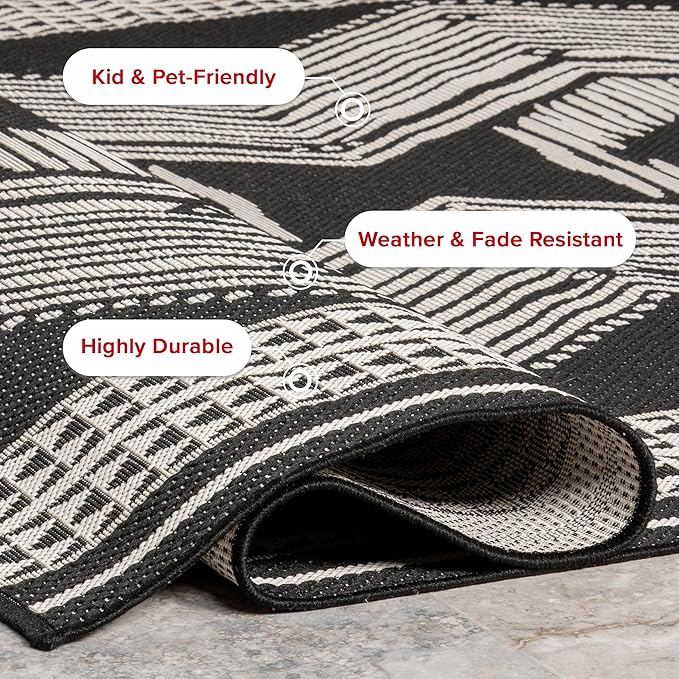 nuLOOM 5' x 8' Outdoor Tribal Geometric Area Rug, Stain Resistant, Weather Resistant, High Traffic, Patio, Balcony, Outside, Ranya Black