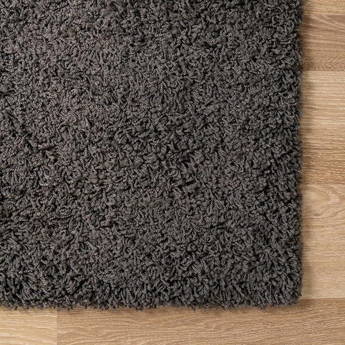 Unique Loom Solid Shag Collection Area Rug (5' 1" x 8' Rectangle Graphite Gray)