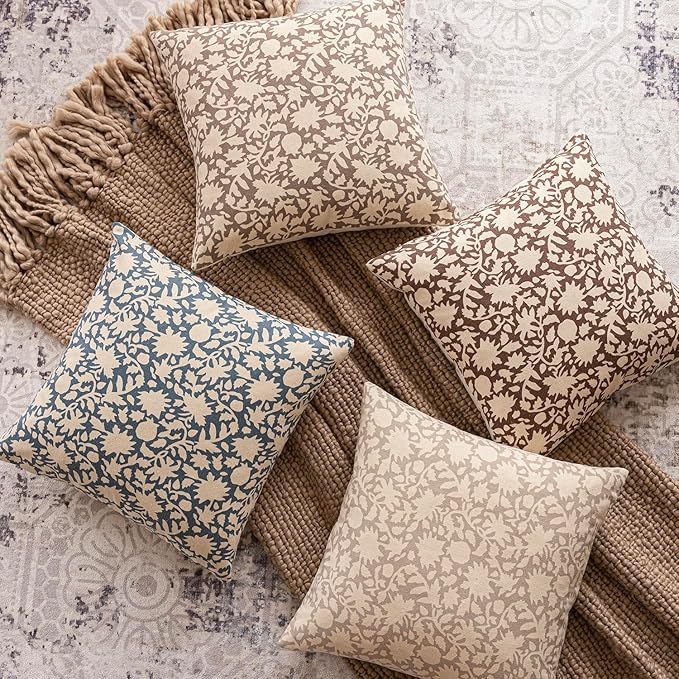Foindtower Set of 2 Decorative Neutral Floral Throw Pillow Covers Accent Farmhouse Cushion Covers Boho Vintage Pillowcase for Couch Sofa Bedroom Living Room Home Decor,18×18 Inch,Dusty Blue