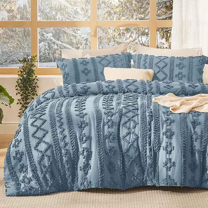 Bedsure Tufted Boho Comforter Set Full Size - Dusty Blue Boho Bed Set, GentleSoft™ 3 Pieces Farmhouse Shabby Chic Embroidery Bedding, Gifts for Woman, Soft Jacquard Full Comforter for All Seasons