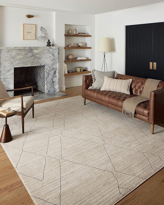 Loloi Darby Collection DAR-03 Sand/Charcoal 5'-3" x 7'-6" Area Rug
