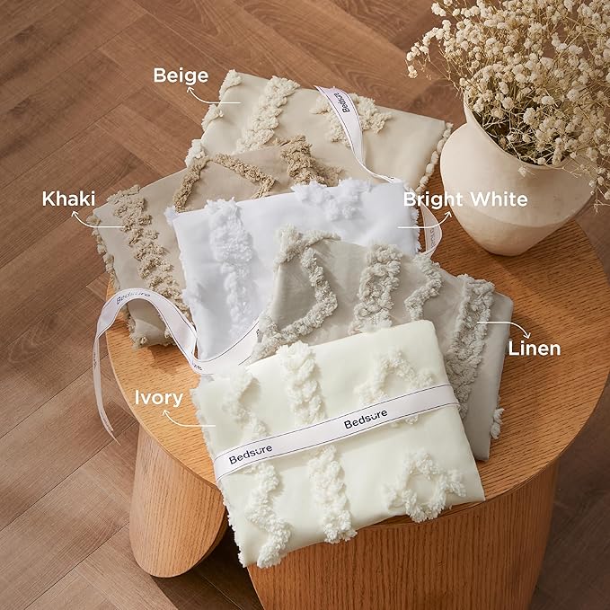 Bedsure Tufted Boho Comforter Set Full Size - Linen Boho Bed Set, GentleSoft™ 3 Pieces Farmhouse Shabby Chic Embroidery Bedding, Gifts for Woman, Soft Jacquard Full Comforter for All Seasons