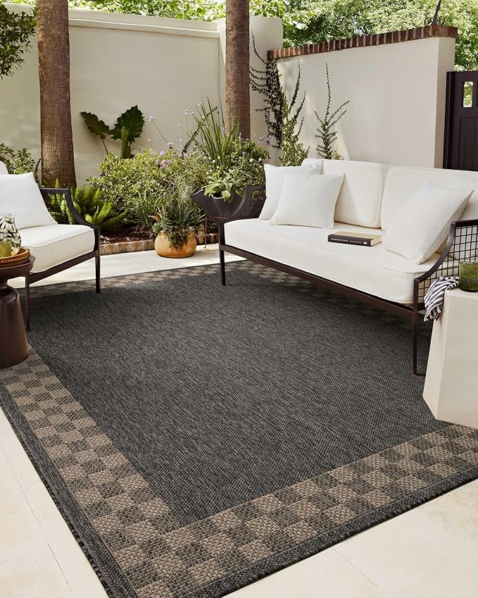 Loloi Chris Loves Julia Providence Collection PRC-01 Charcoal/Natural 2'-3" x 3'-9", .12" Pile Height, Indoor/Outdoor Runner Rug