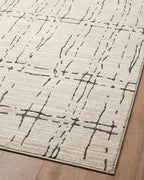 Loloi Darby Collection DAR-06 Sand/Dk. Grey 2'-7" x 4' Accent Rug