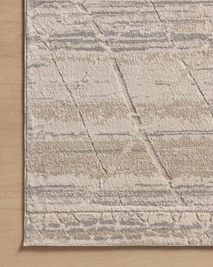 Loloi Amber Lewis Monty Collection MOT-02 Ivory/Natural 4'-0" x 6'-0", .50" Pile Height, Accent Rug