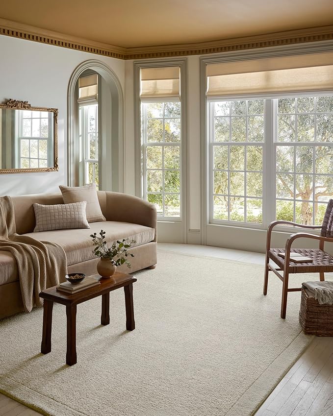 Loloi Magnolia Home by Joanna Gaines Henley Collection HNY-01 Ivory/Silver 2'-3" x 3'-9" Accent Rug