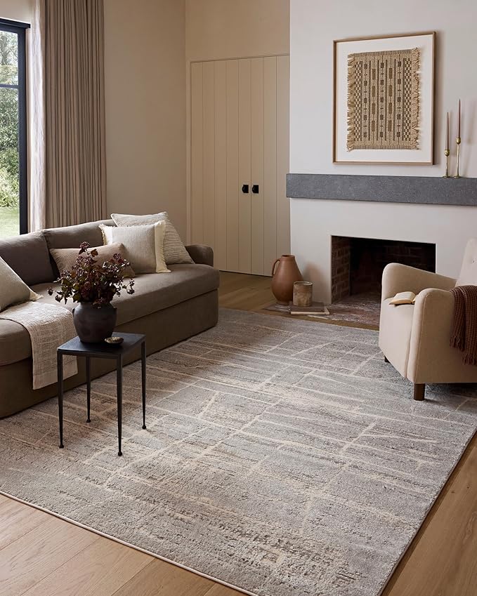 Loloi Amber Lewis Monty Collection MOT-07 Natural/Mist 4'-0" x 6'-0", .50" Pile Height, Accent Rug