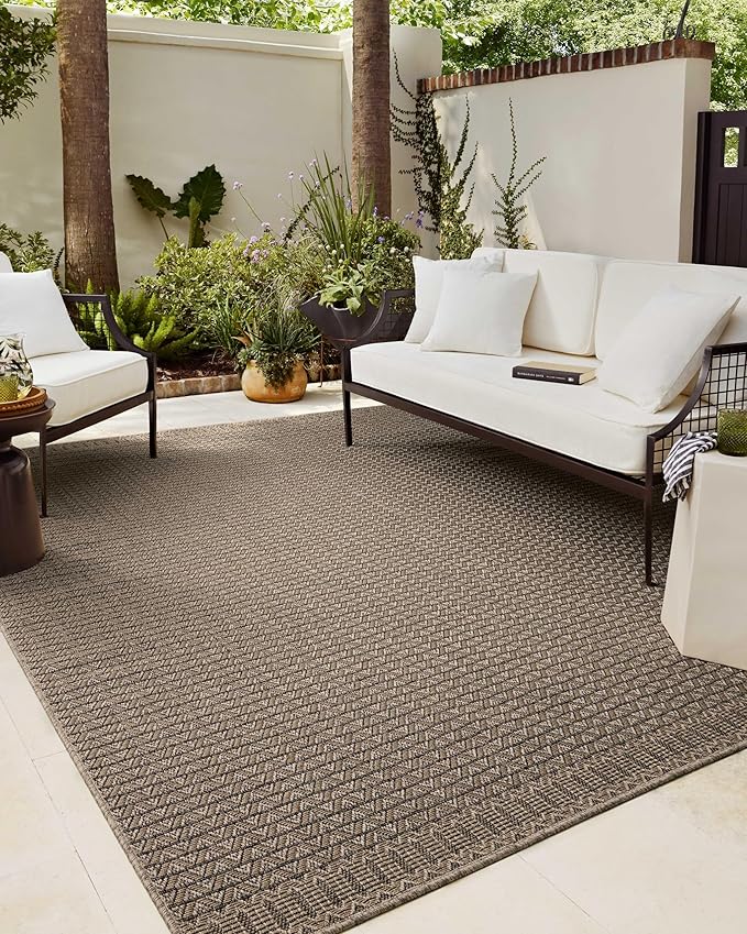 Loloi Chris Loves Julia Providence Collection PRC-05 Natural/Graphite 2'-3" x 7'-7", .12" Pile Height, Indoor/Outdoor Runner Rug