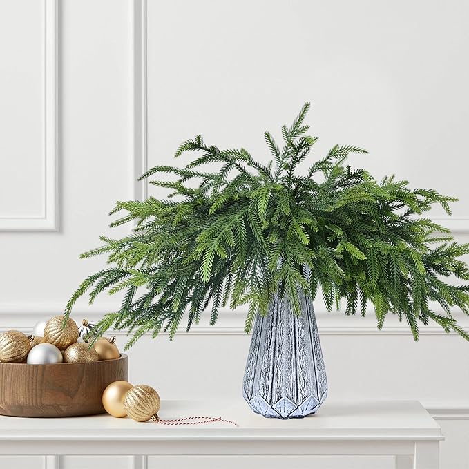 100 Pcs Christmas Greenery Pines Branch Pine Branches Artificial Green Pine Stem - Real Touch for Vase DIY Crafts Flower Arrangement Home Indoor Christmas Decor(18 Inch)