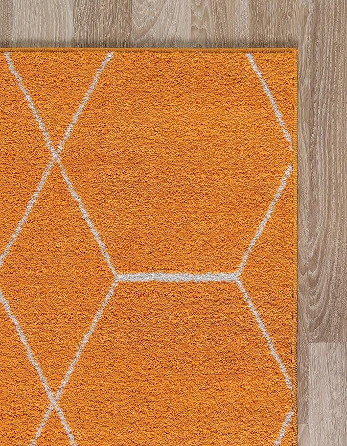 Unique Loom Trellis Frieze Collection Area Rug - Geometric (4' x 6', Orange/ Ivory)