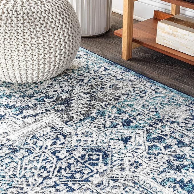 JONATHAN Y Modern Vintage Medallion Navy/Light Gray Indoor Area Rug, 9x12, Country, Floral, Easy-Cleaning for Living Room, Bedroom, Kitchen, Pet Friendly, Non-Shedding (MDP100B-9)