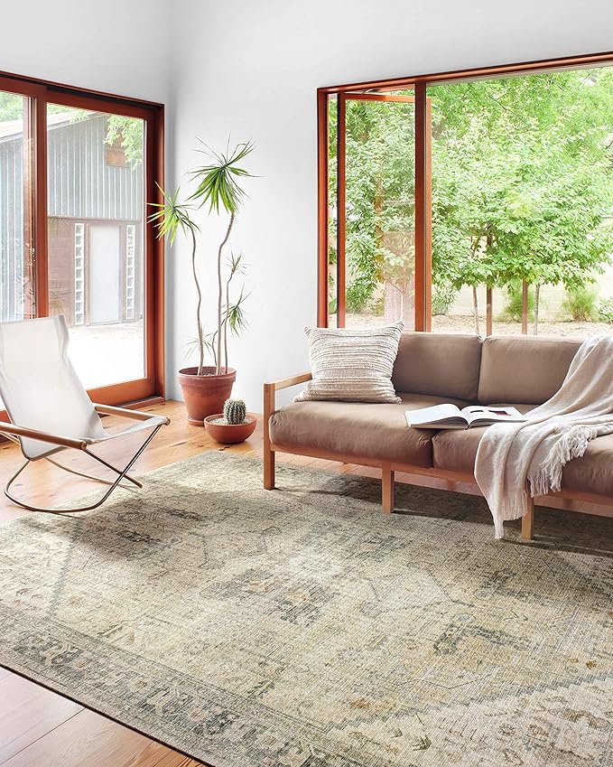 Loloi II Skye Collection SKY-13 Natural/Sand 7'-6" x 9'-6" Area Rug