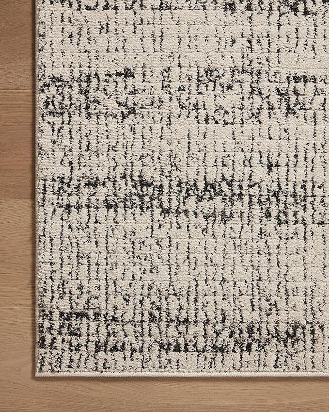 Loloi Darby Collection DAR-02 Oatmeal/Charcoal 2'-7" x 10'-0" Runner Rug
