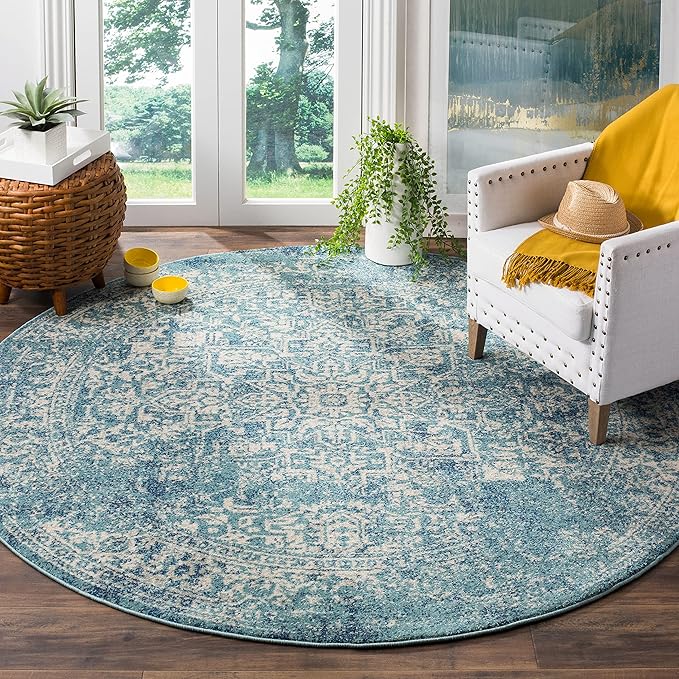 SAFAVIEH Evoke Collection Area Rug - 5'3" Round, Blue & Ivory, Distressed Design, Non-Shedding & Easy to Clean, Ideal for Living Room, Bedroom, Dining Space (EVK256C)