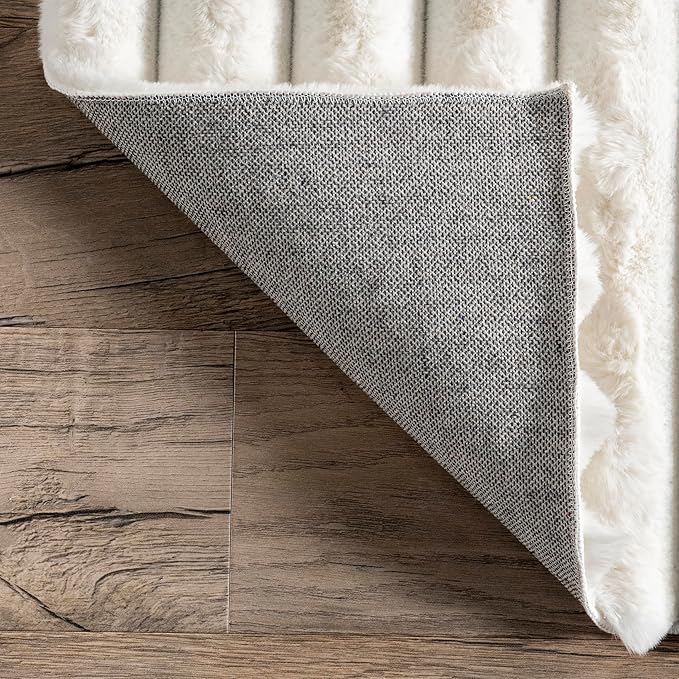 nuLOOM 2' x 3' Cozy Plush Area Rug, Machine Washable, Non-Slip, Soft Fluffy Shag Carpet for Living Room Bedroom Kids Room Nursery Home Decor, Kai Off-White