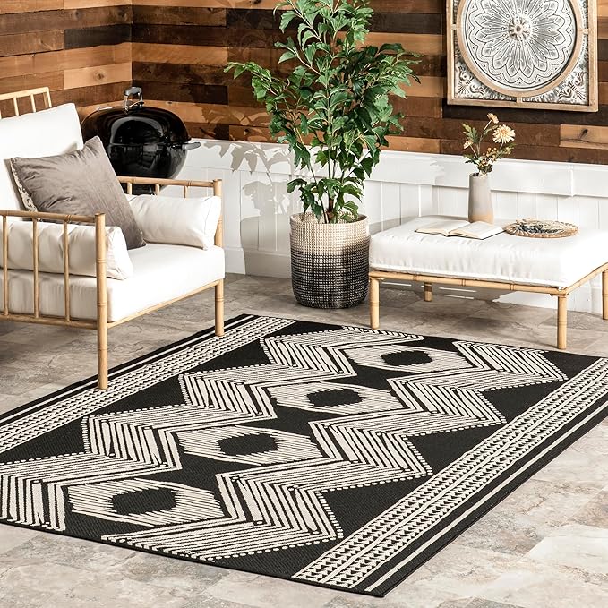 nuLOOM 5' x 8' Outdoor Tribal Geometric Area Rug, Stain Resistant, Weather Resistant, High Traffic, Patio, Balcony, Outside, Ranya Black