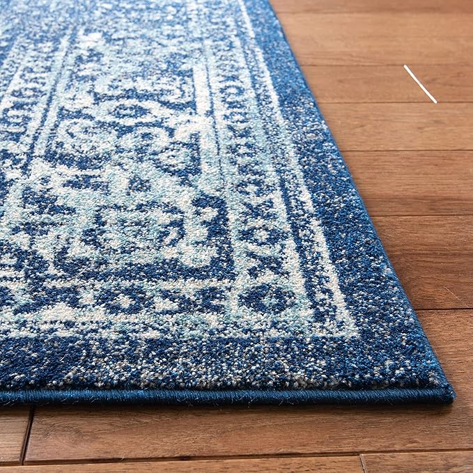 SAFAVIEH Area Rug 8x10 - Evoke Collection - Large - Navy & Ivory, Distressed Design, Non-Shedding & Easy Cleaning, Ideal for Living Room, Bedroom, Dining Space (EVK256A)