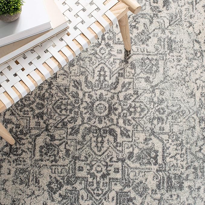 SAFAVIEH Evoke Collection Area Rug - 6'7" Square, Ivory & Grey, Distressed Design, Non-Shedding & Easy to Clean, Ideal for Living Room, Bedroom, Dining Space (EVK256F)