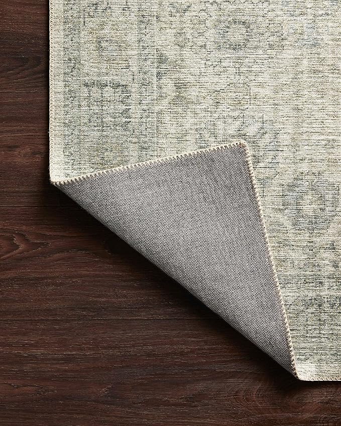 Loloi Skye Collection SKY-14 Natural/Sage 6'-0" x 9'-0" Area Rug