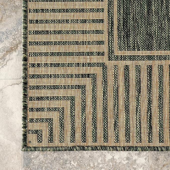 nuLOOM 4' x 6' Outdoor Area Rug, Casual Design with Striped Border, Stain Resistant, Highly Durable, for Patio, Balcony, Bedroom, Living Room, Dining Room, Bathroom, Dark Green